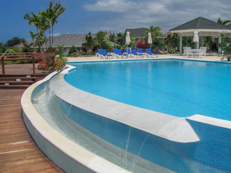 Ocho Rios Under The Palms别墅 外观 照片